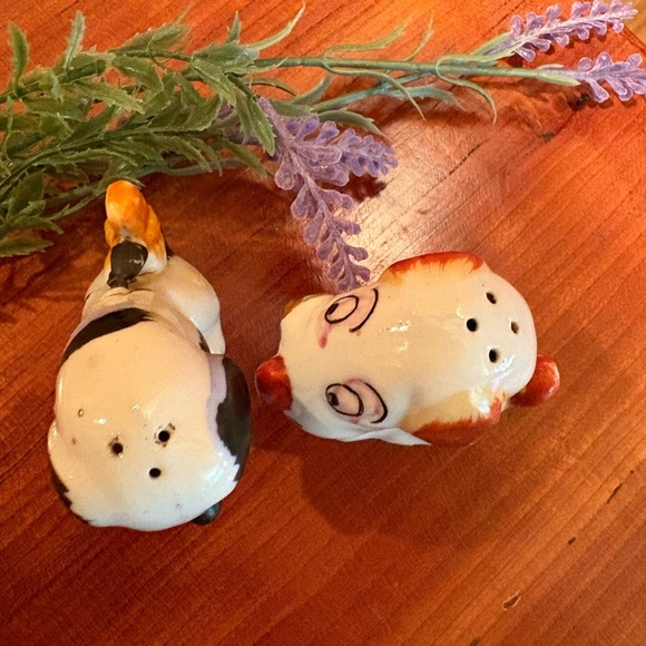 Vintage Dog Salt and Pepper Shakers made in Occupied Japan - Picture 8 of 10